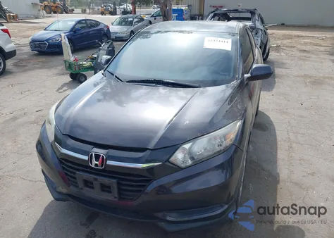 2017 Honda Hr-V Lx z USA, uszkodzony, nr VIN 3CZRU5H35HG700816